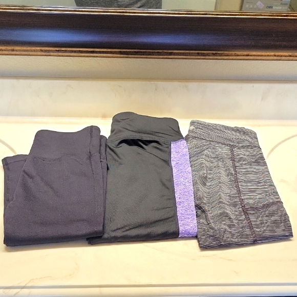 Lot of 3 Women's capri length leggings - Picture 1 of 10